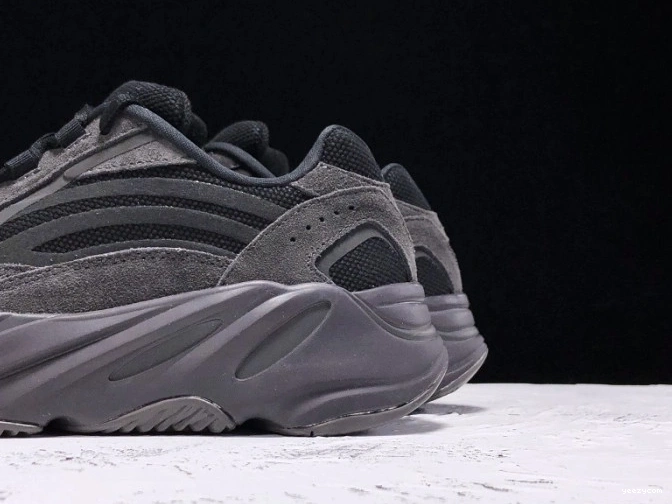 FU6684 700 Adidas Yeezy Vanta